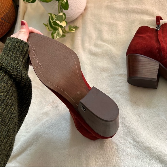 Sam Edelman Welles Bootie In Spiced Mahogany Suede - Picture 9 of 10